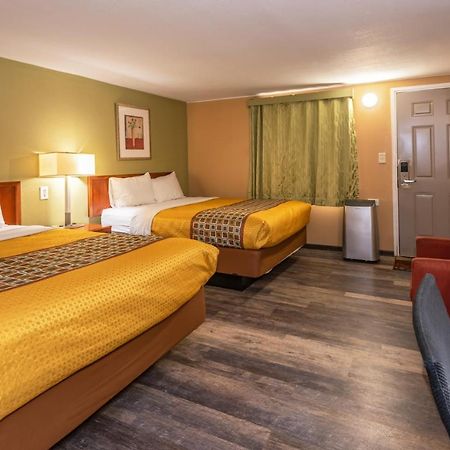 Town Motel Форкс Екстериор снимка