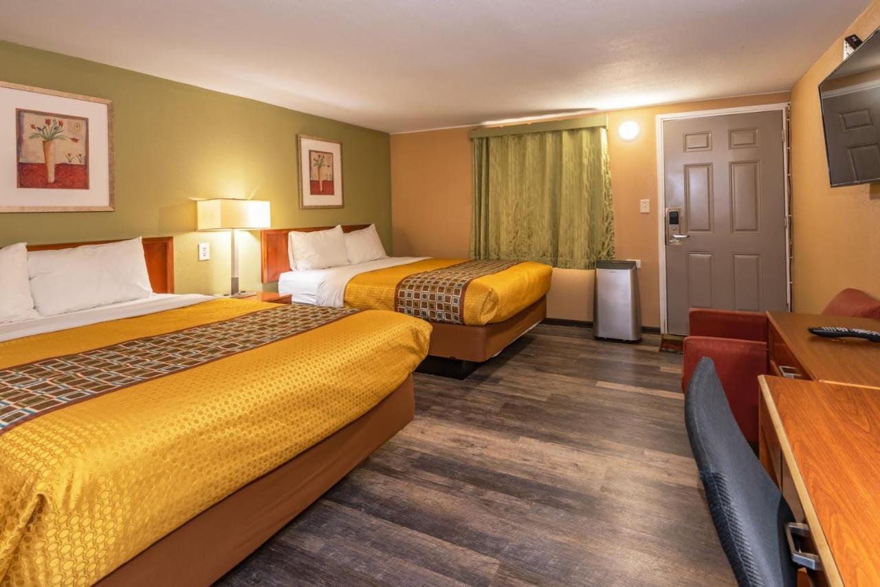 Town Motel Форкс Екстериор снимка