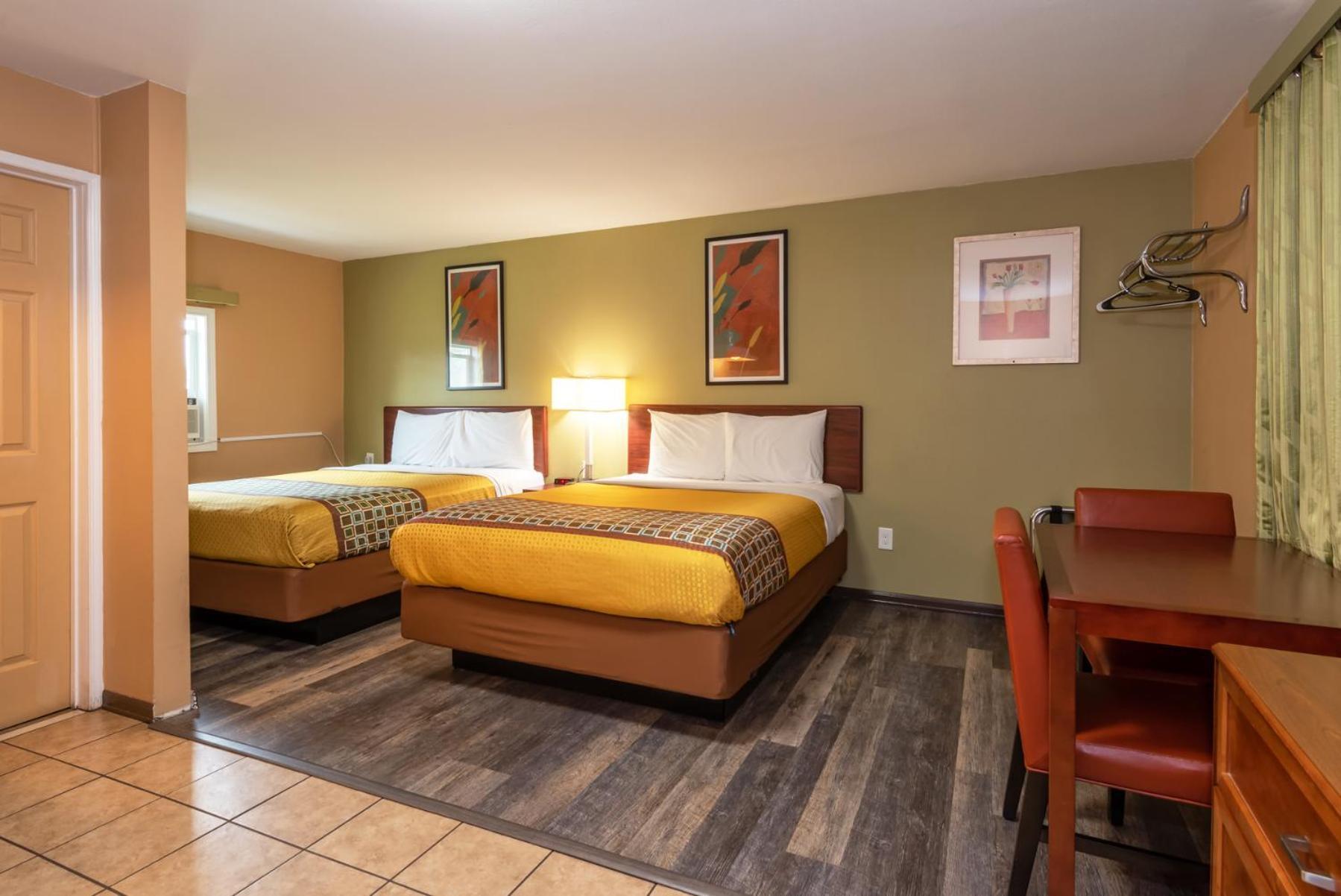 Town Motel Форкс Екстериор снимка